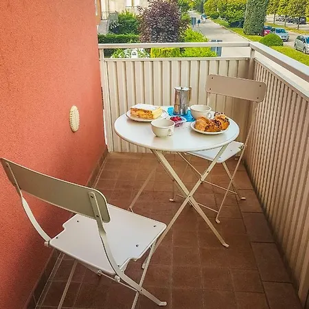 A Pochi Passi Dal Mare Καόρλε